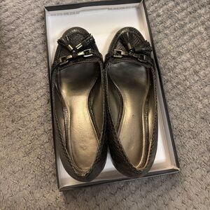 Metallic Gray Women's wedge Loafers